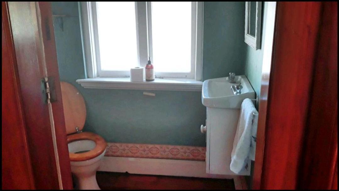 100 Year Old English Character House Hotel Timaru Bagian luar foto
