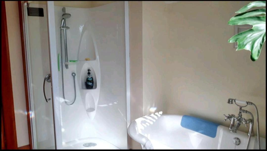 100 Year Old English Character House Hotel Timaru Bagian luar foto